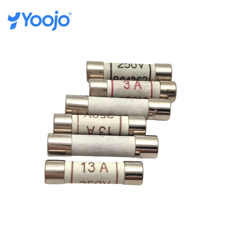  High Temp Resistant Heavy-Duty DC Ceramic Thermal Fuse & PV Fuse Holder 